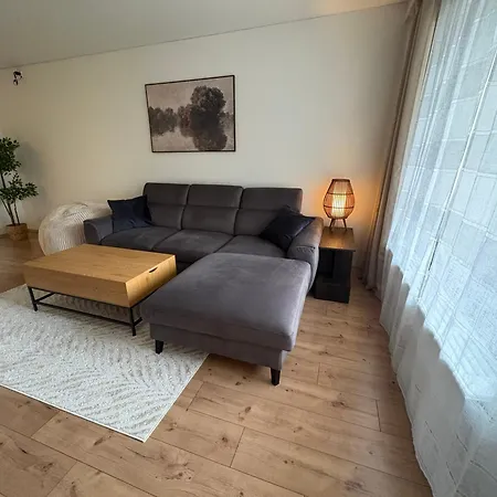 Valoisa Ja Tilava 80 Neliön Asunto Karkkilassa Huoneisto Karkkila